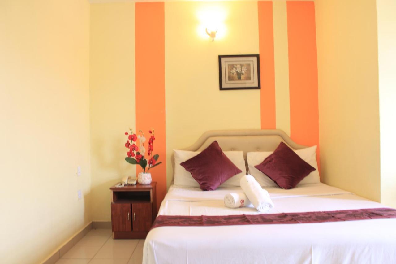 Sun Inns Hotel Ayer Keroh Zewnętrze zdjęcie